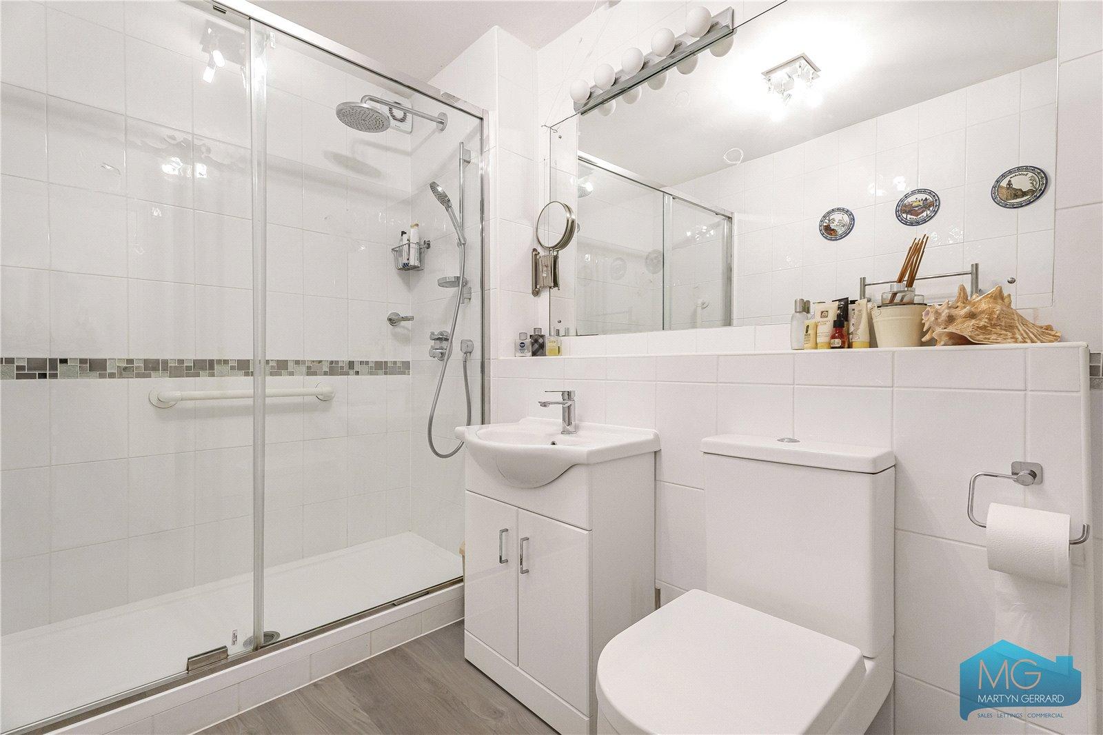 2 bedroom Ground Floor Flat for sale - Martyn Gerrard
