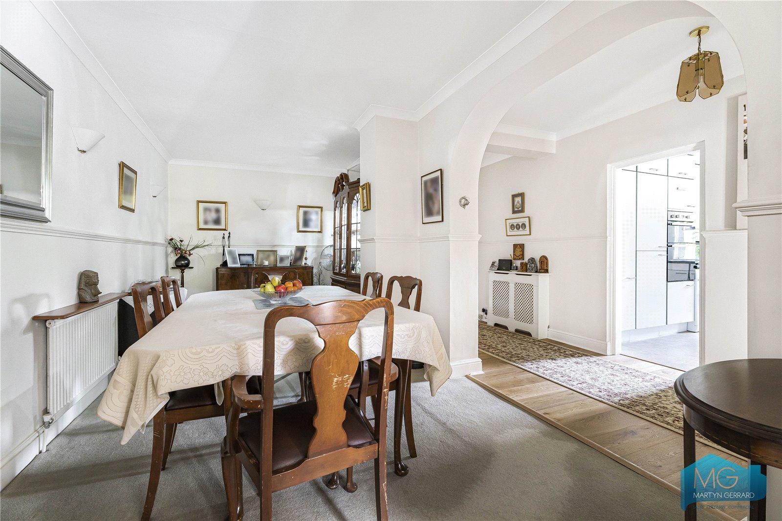 2 bedroom Ground Floor Flat for sale - Martyn Gerrard
