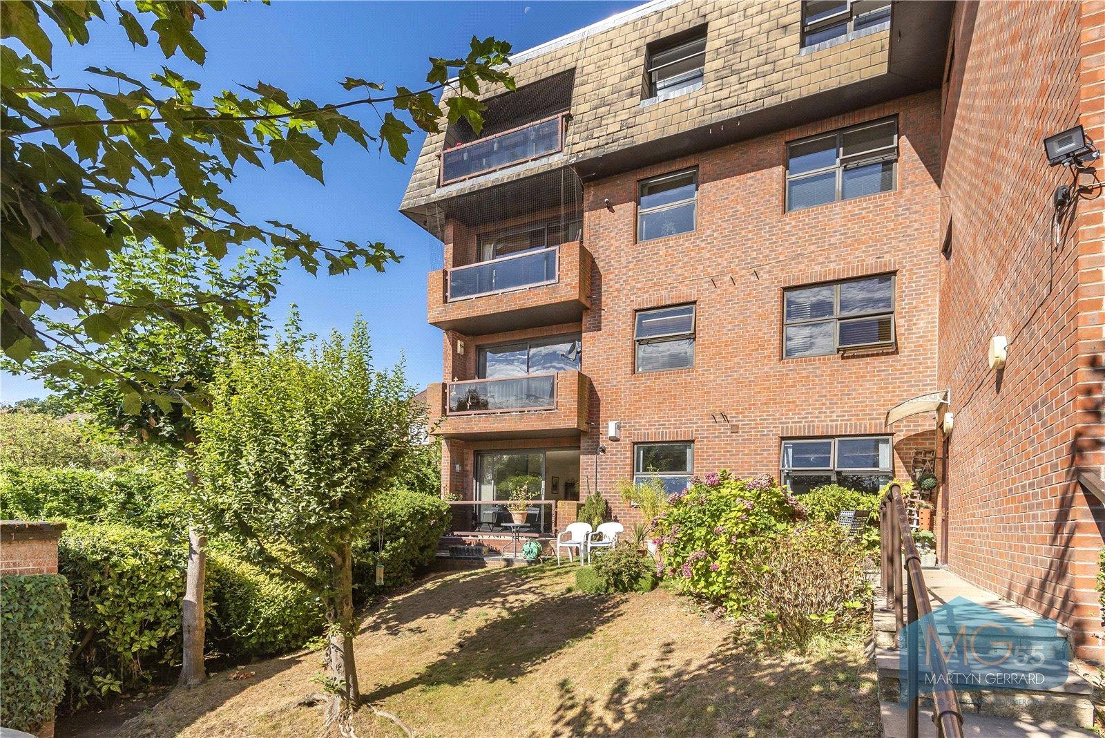 2 bedroom Ground Floor Flat for sale - Martyn Gerrard