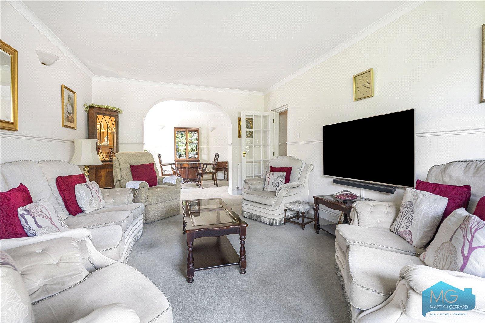 2 bedroom Ground Floor Flat for sale - Martyn Gerrard