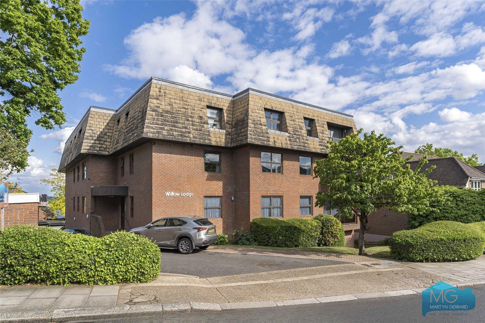 2 bedroom Ground Floor Flat for sale - Martyn Gerrard