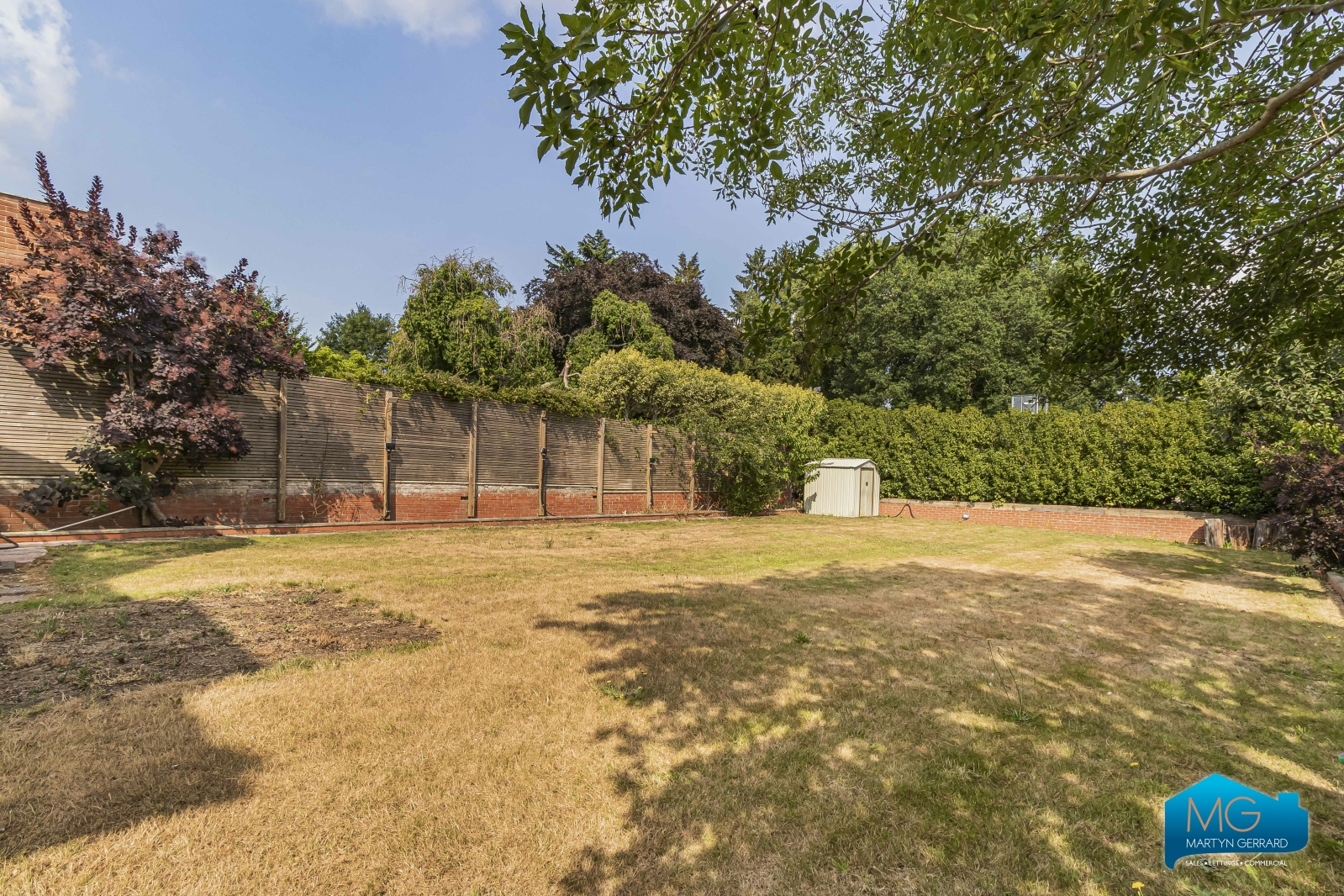 7 bedroom Detached House to rent - Martyn Gerrard