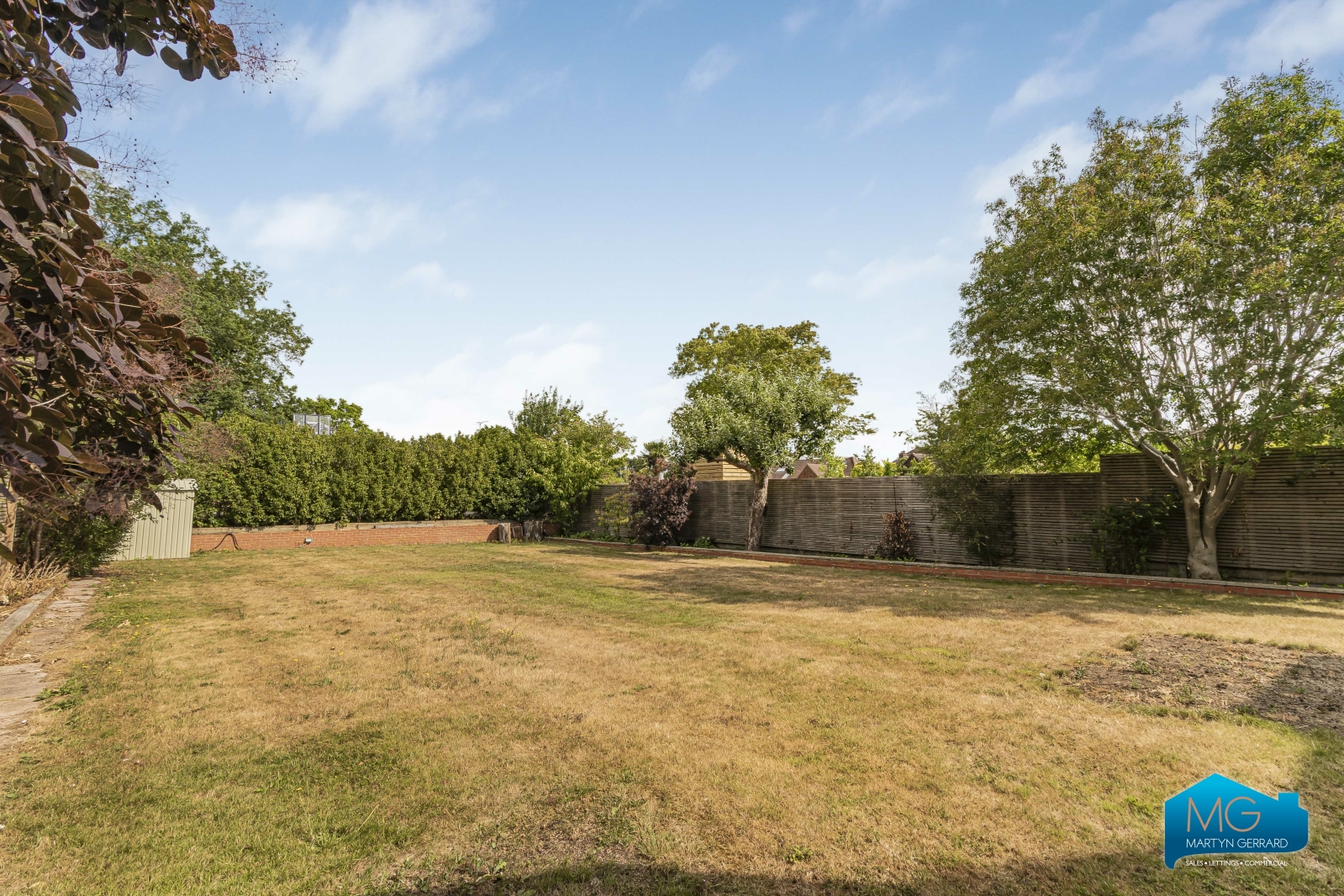 7 bedroom Detached House to rent - Martyn Gerrard