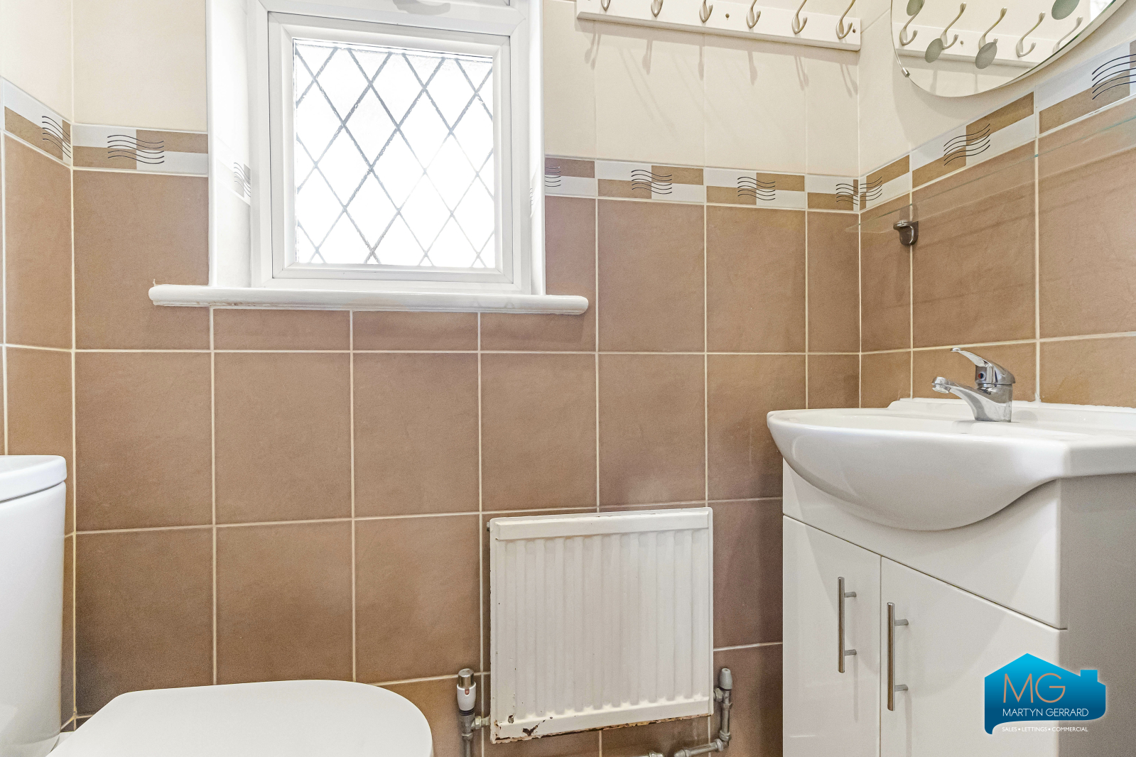 7 bedroom Detached House to rent - Martyn Gerrard