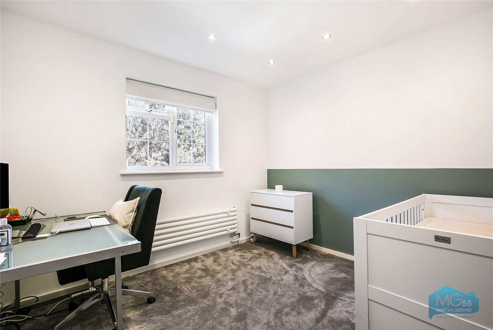4 bedroom Detached House to rent - Martyn Gerrard