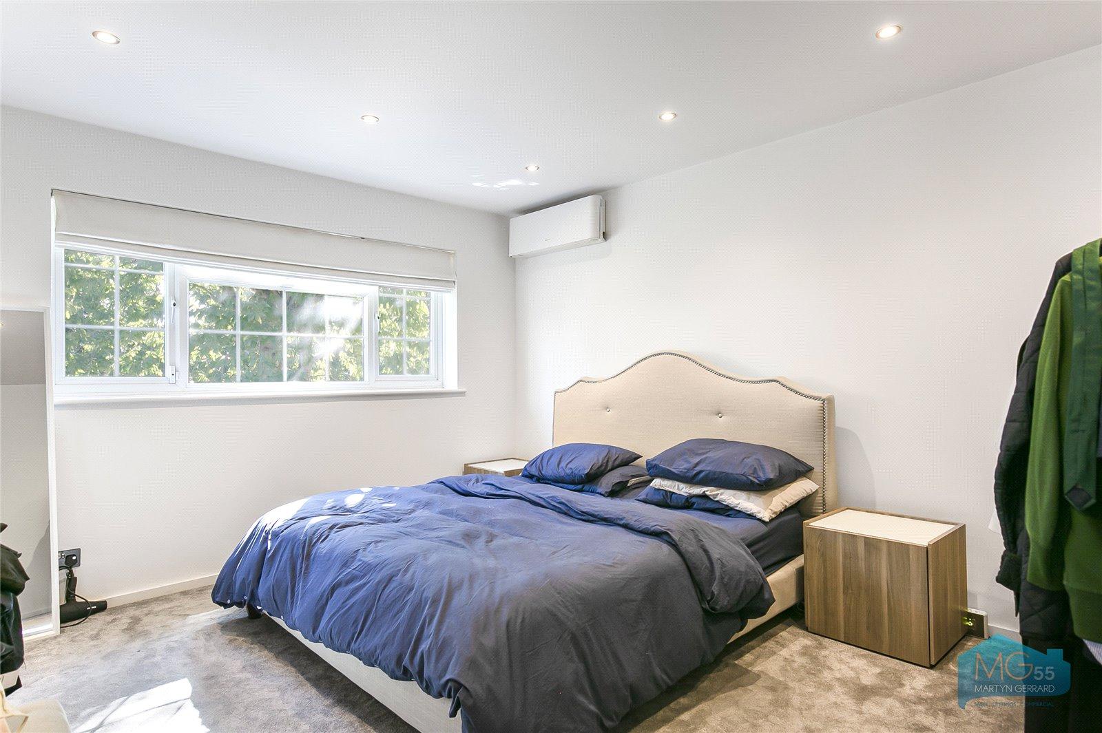 4 bedroom Detached House to rent - Martyn Gerrard