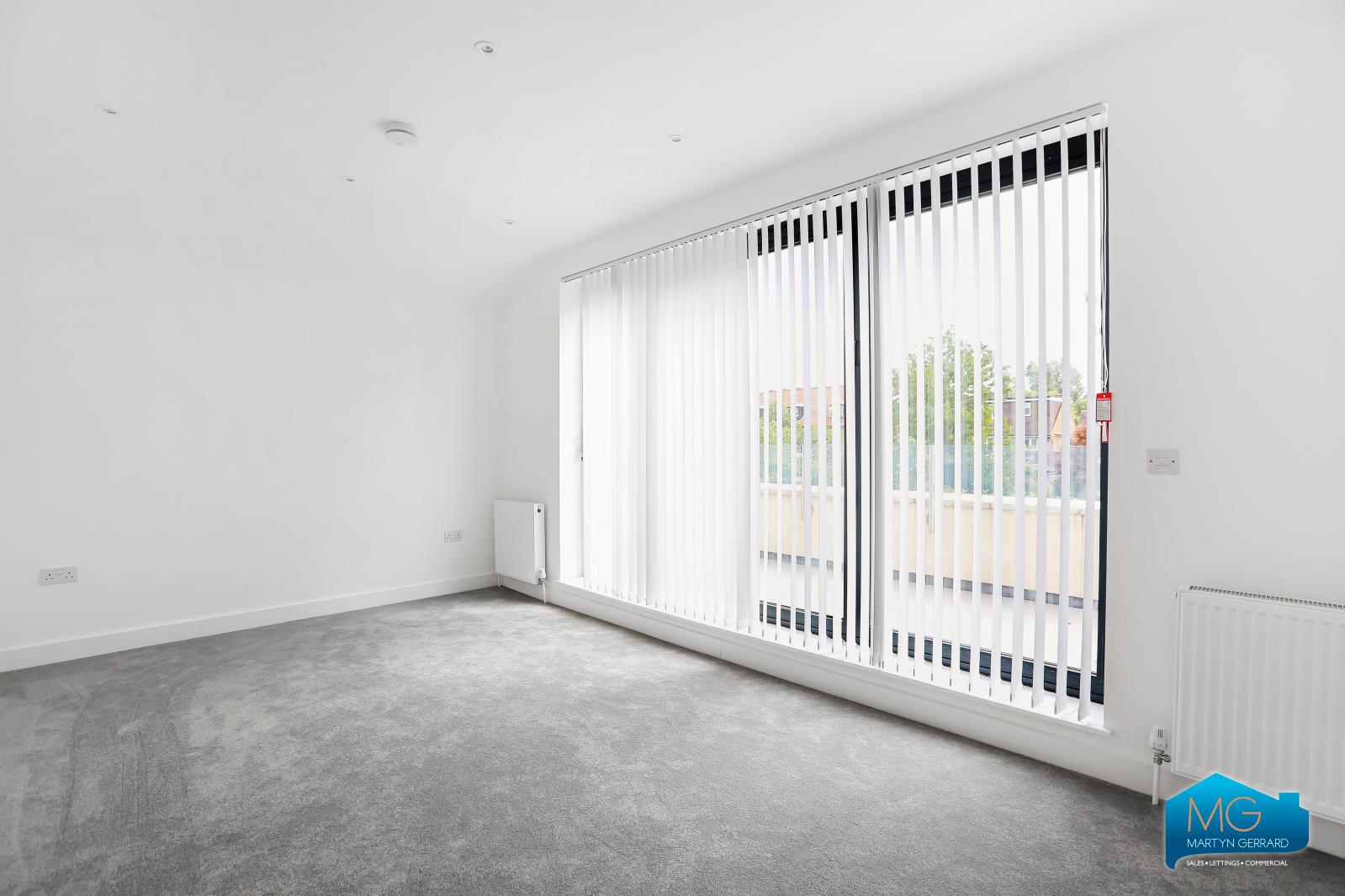 2 bedroom Apartment to rent - Martyn Gerrard