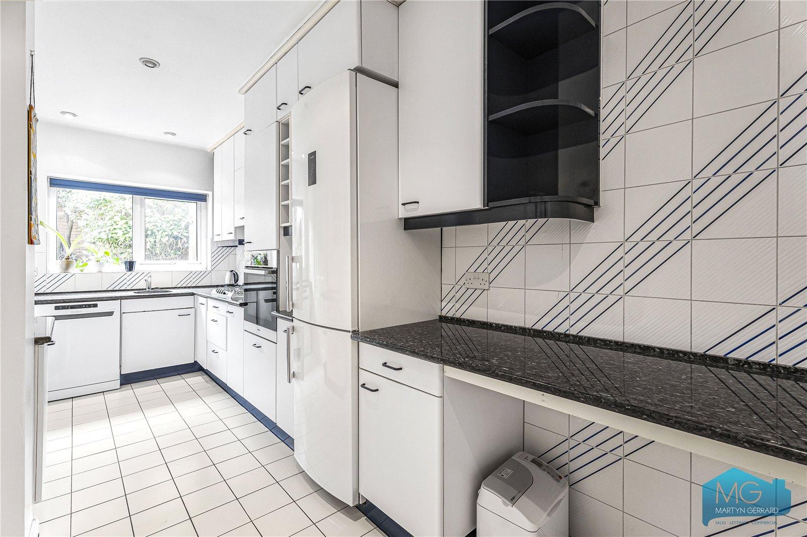 3 bedroom Terraced House for sale - Martyn Gerrard