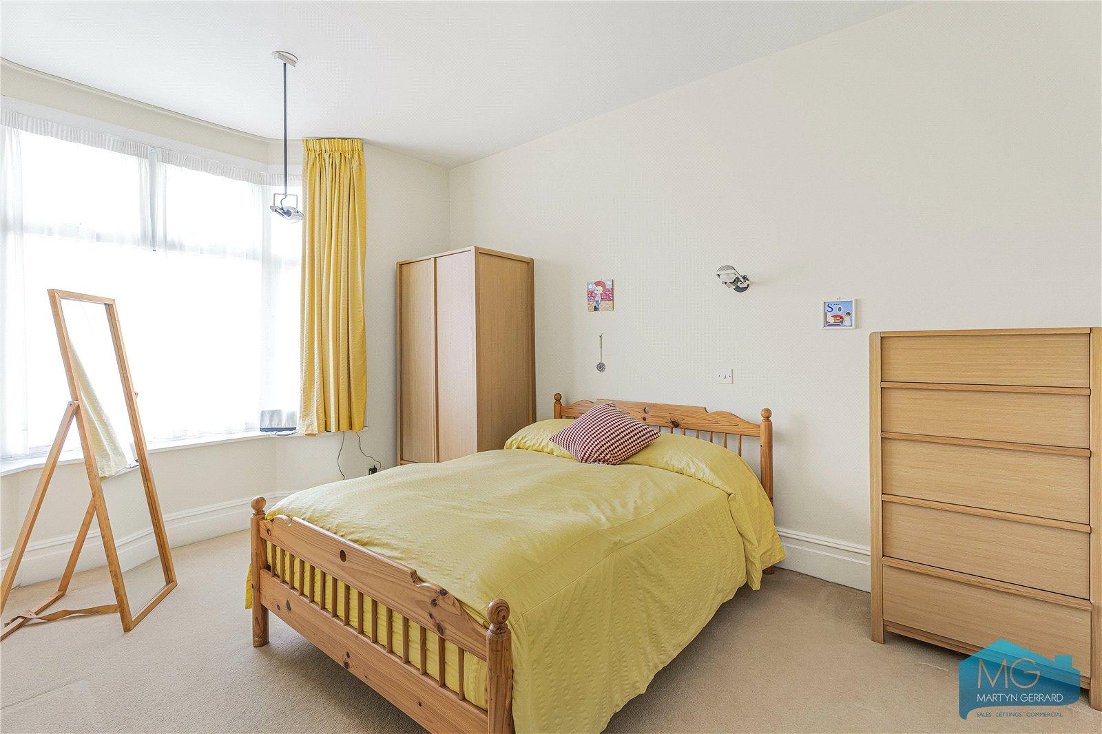 3 bedroom Terraced House for sale - Martyn Gerrard