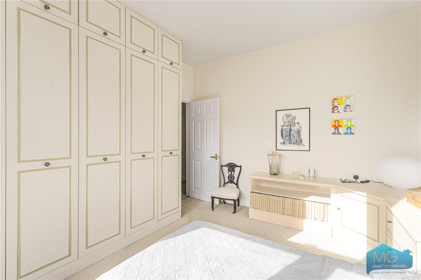 3 bedroom Terraced House for sale - Martyn Gerrard