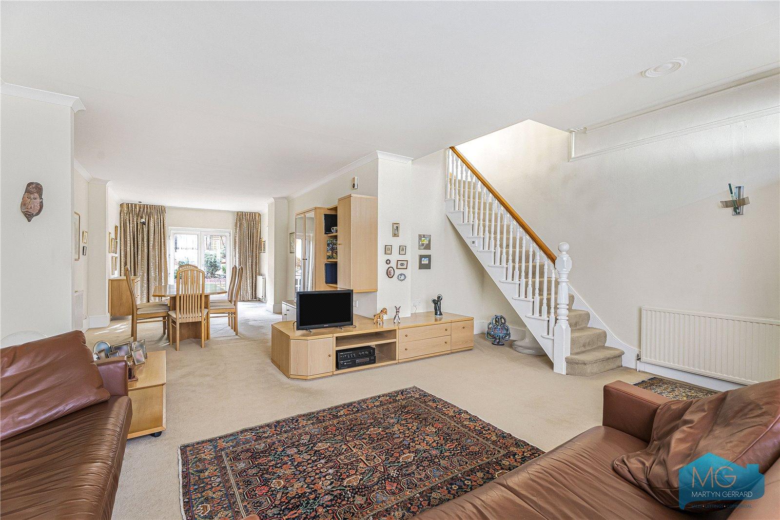 3 bedroom Terraced House for sale - Martyn Gerrard