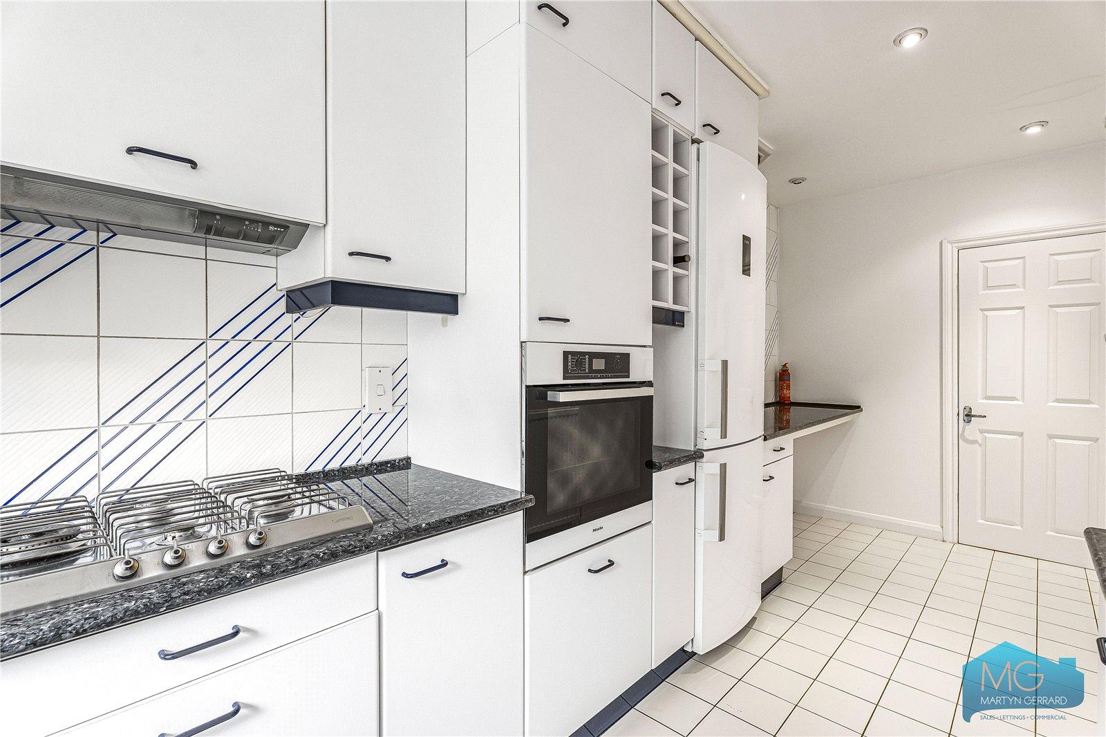 3 bedroom Terraced House for sale - Martyn Gerrard