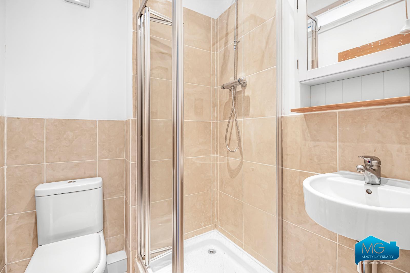 2 bedroom Apartment to rent - Martyn Gerrard