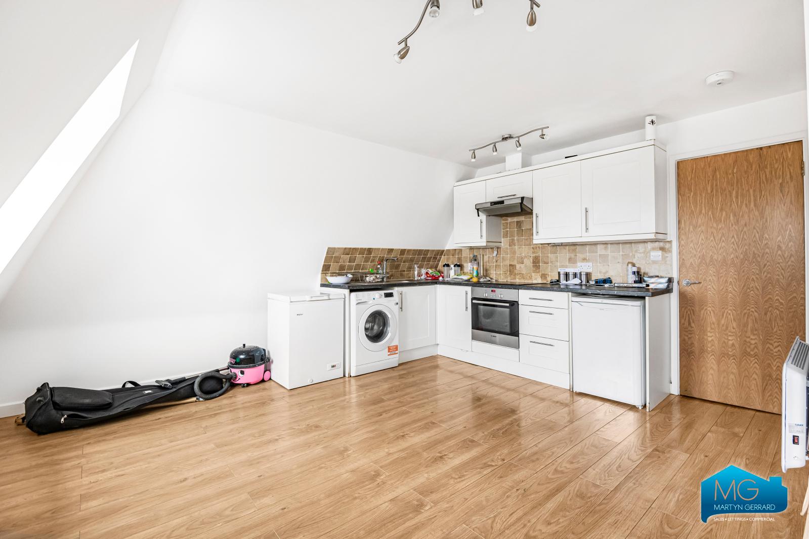 1 bedroom Apartment to rent - Martyn Gerrard