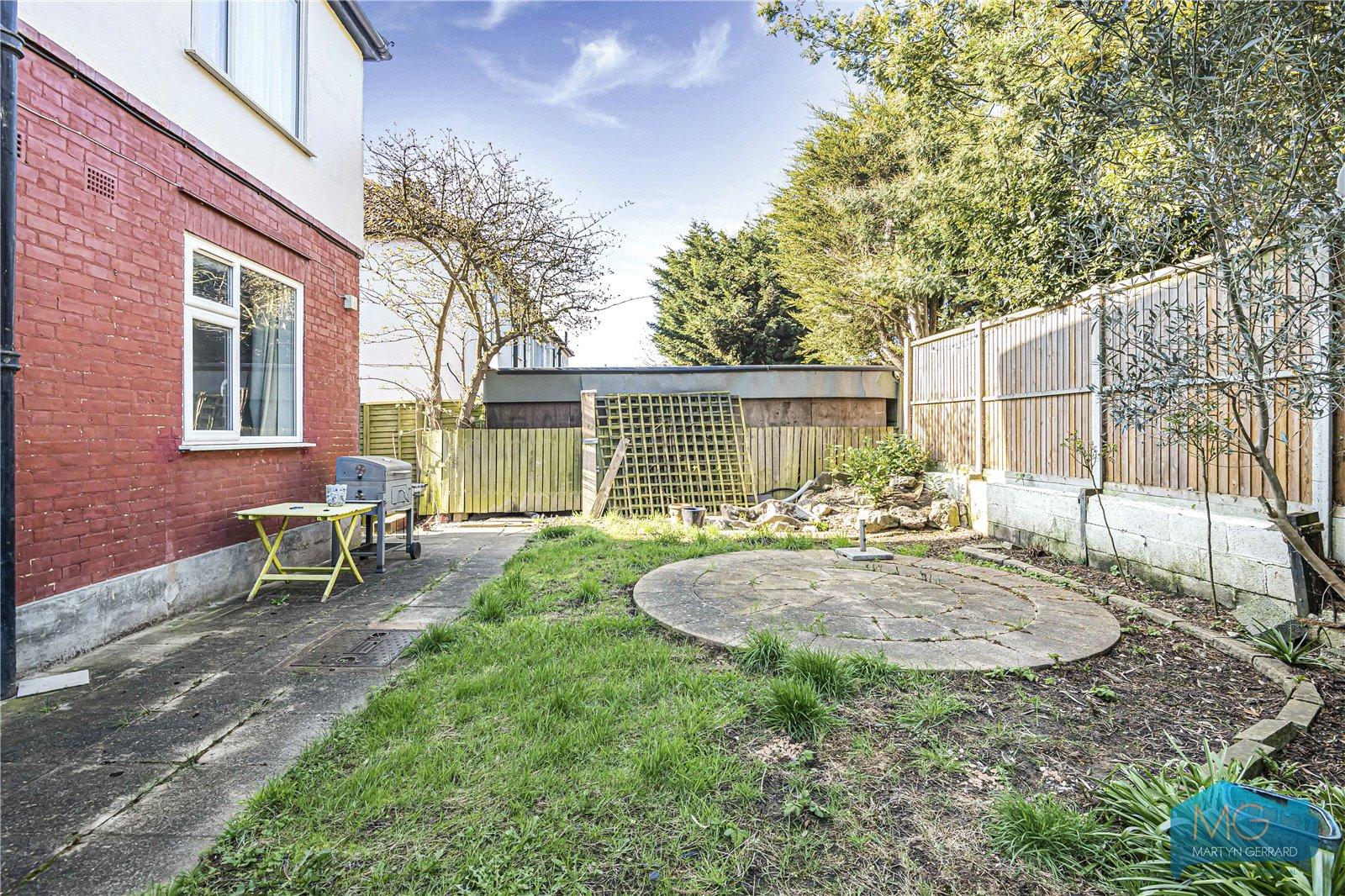 2 bedroom Maisonette for sale - Martyn Gerrard