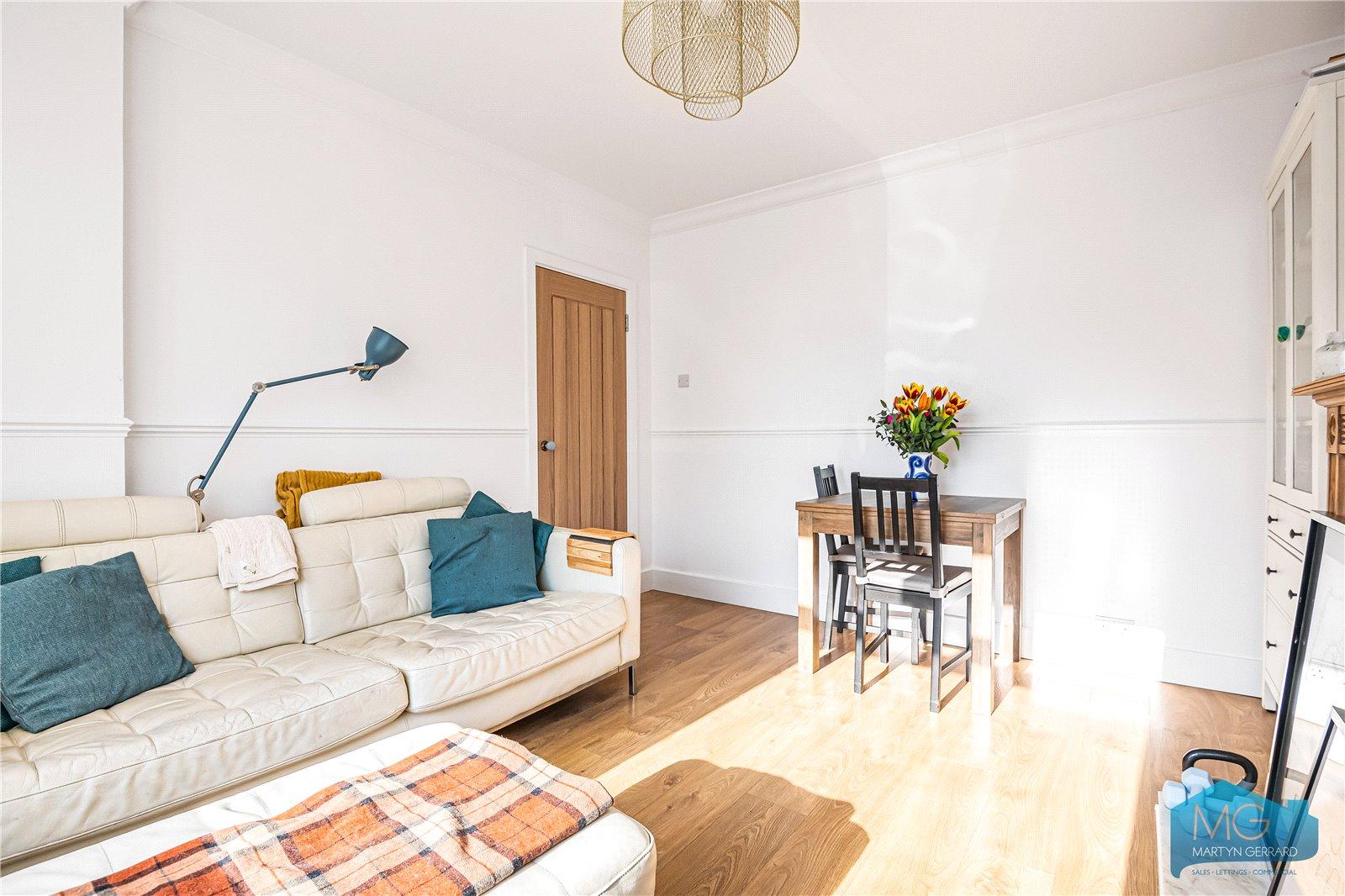 2 bedroom Maisonette for sale - Martyn Gerrard