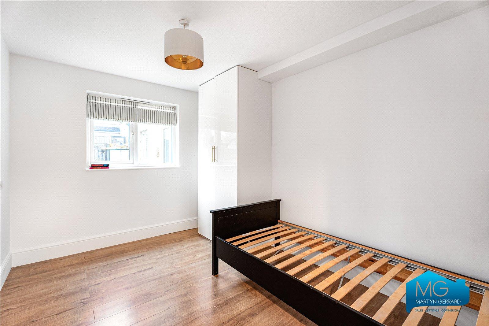 3 bedroom Ground Floor Flat to rent - Martyn Gerrard
