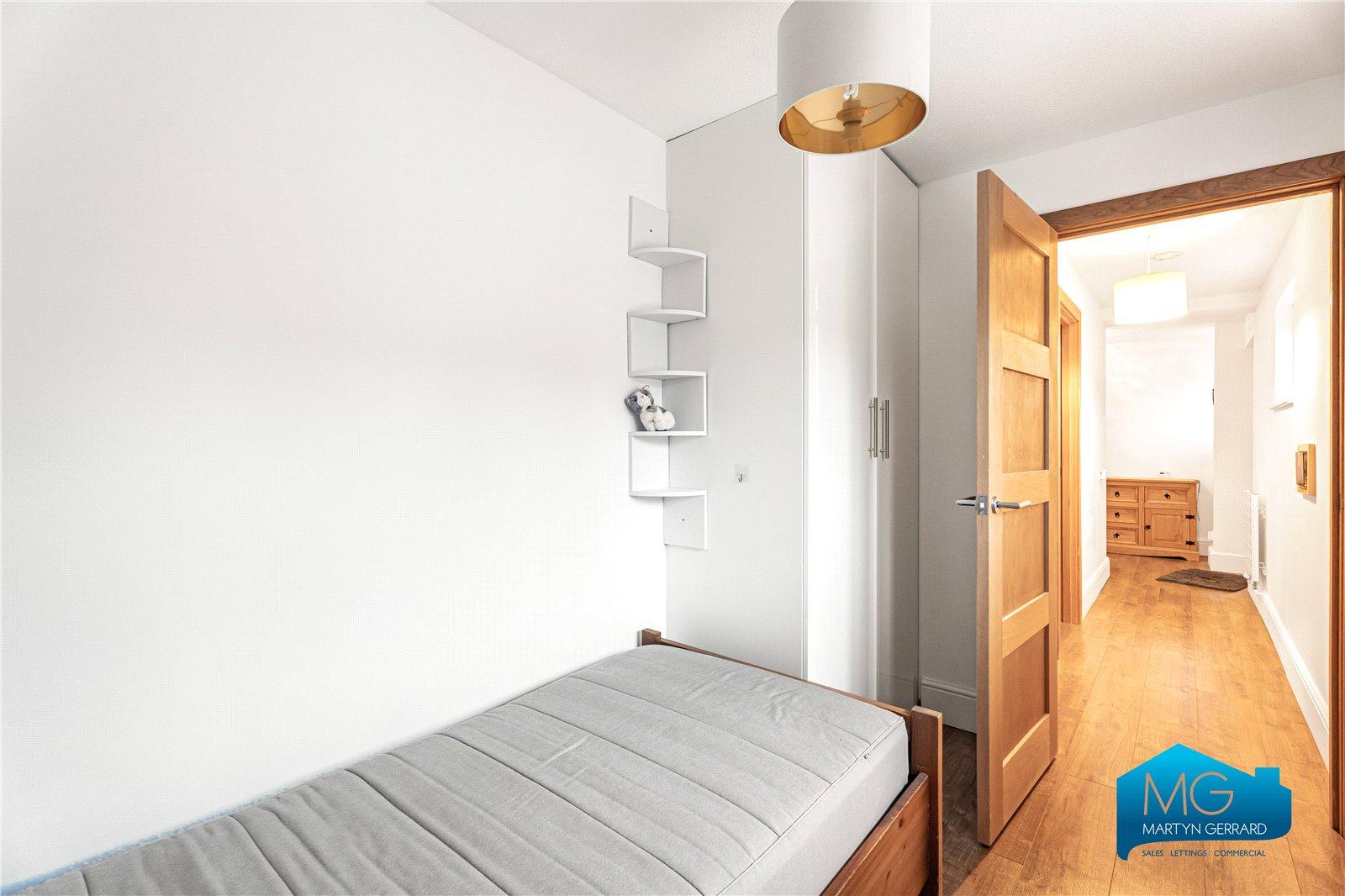 3 bedroom Ground Floor Flat to rent - Martyn Gerrard