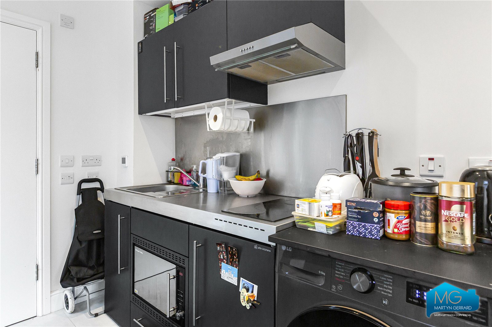 Ground Floor Flat to rent - Martyn Gerrard