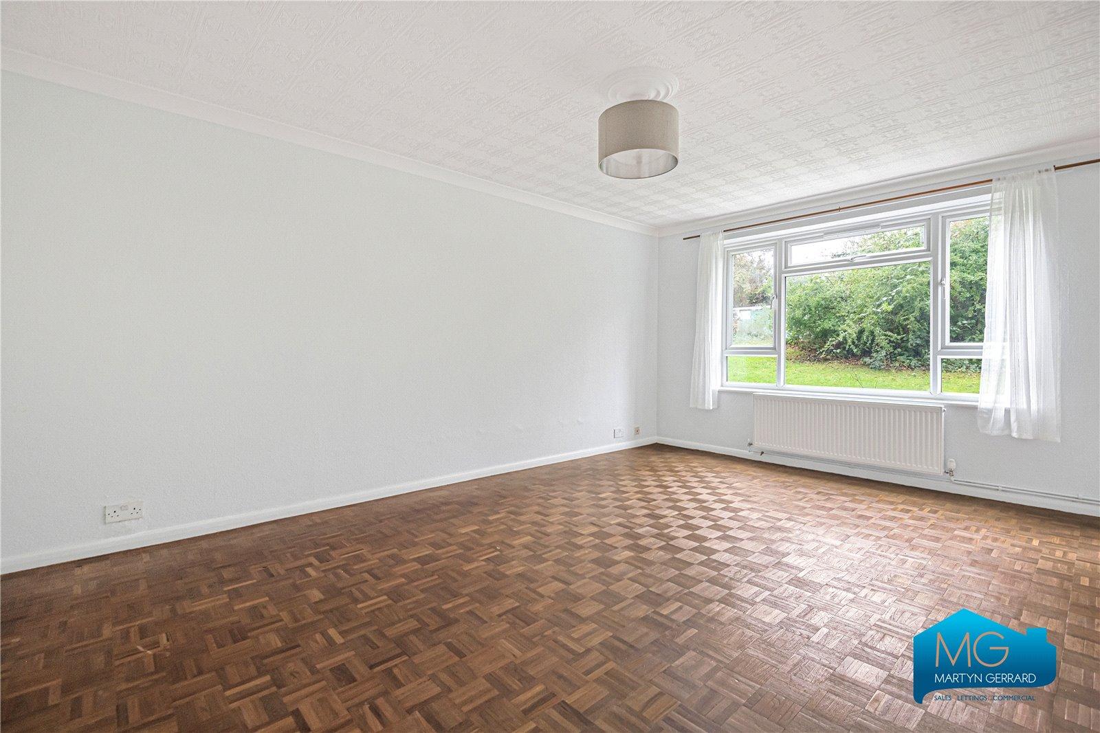 2 bedroom Ground Floor Flat to rent - Martyn Gerrard