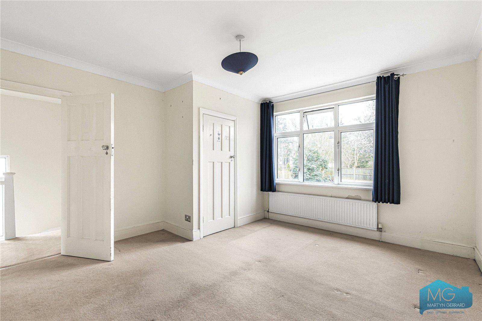 3 bedroom Semi-Detached House for sale - Martyn Gerrard