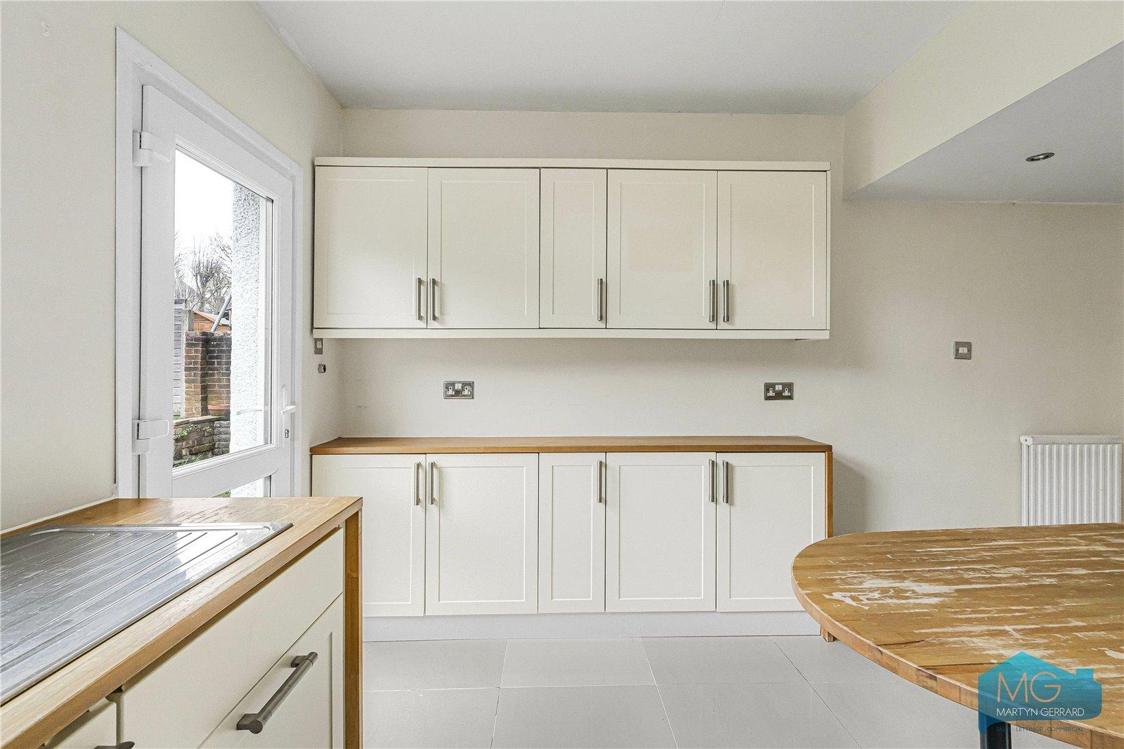 3 bedroom Semi-Detached House for sale - Martyn Gerrard