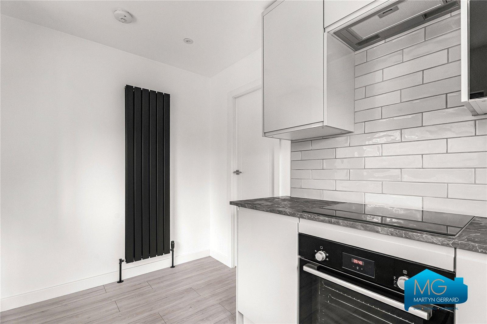 2 bedroom Maisonette to rent - Martyn Gerrard