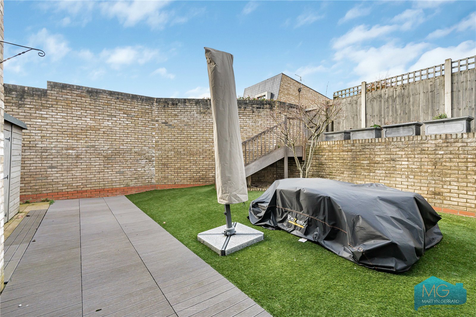4 bedroom End of Terrace House for sale - Martyn Gerrard