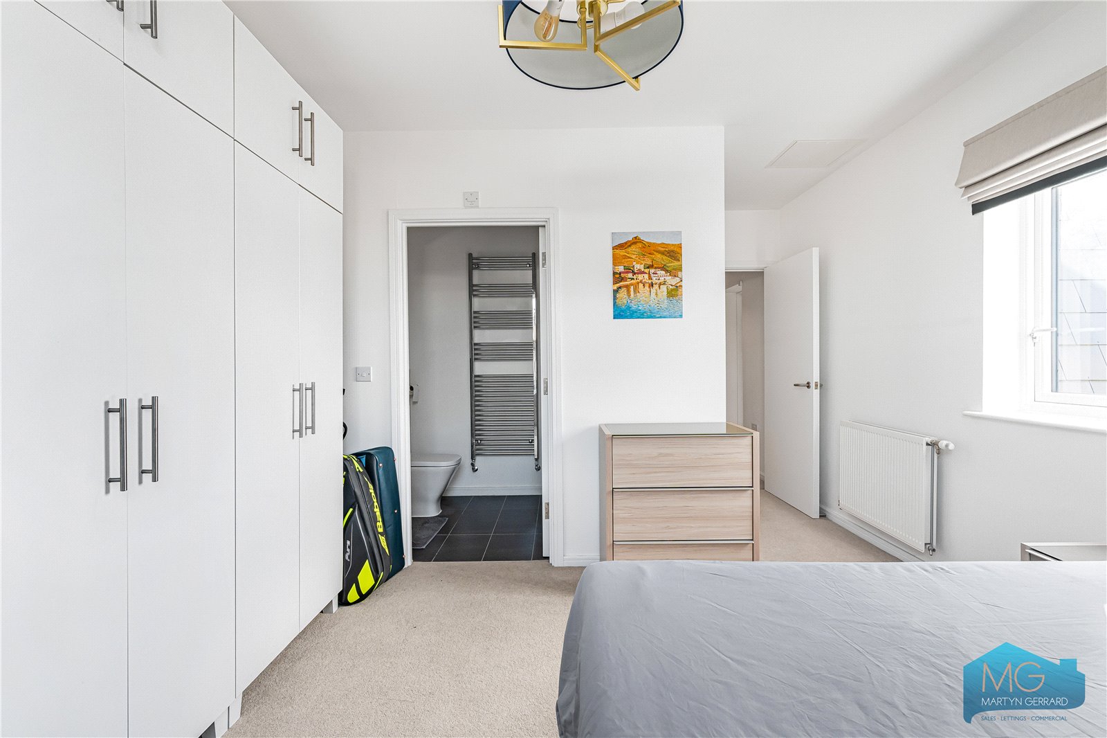4 bedroom End of Terrace House for sale - Martyn Gerrard