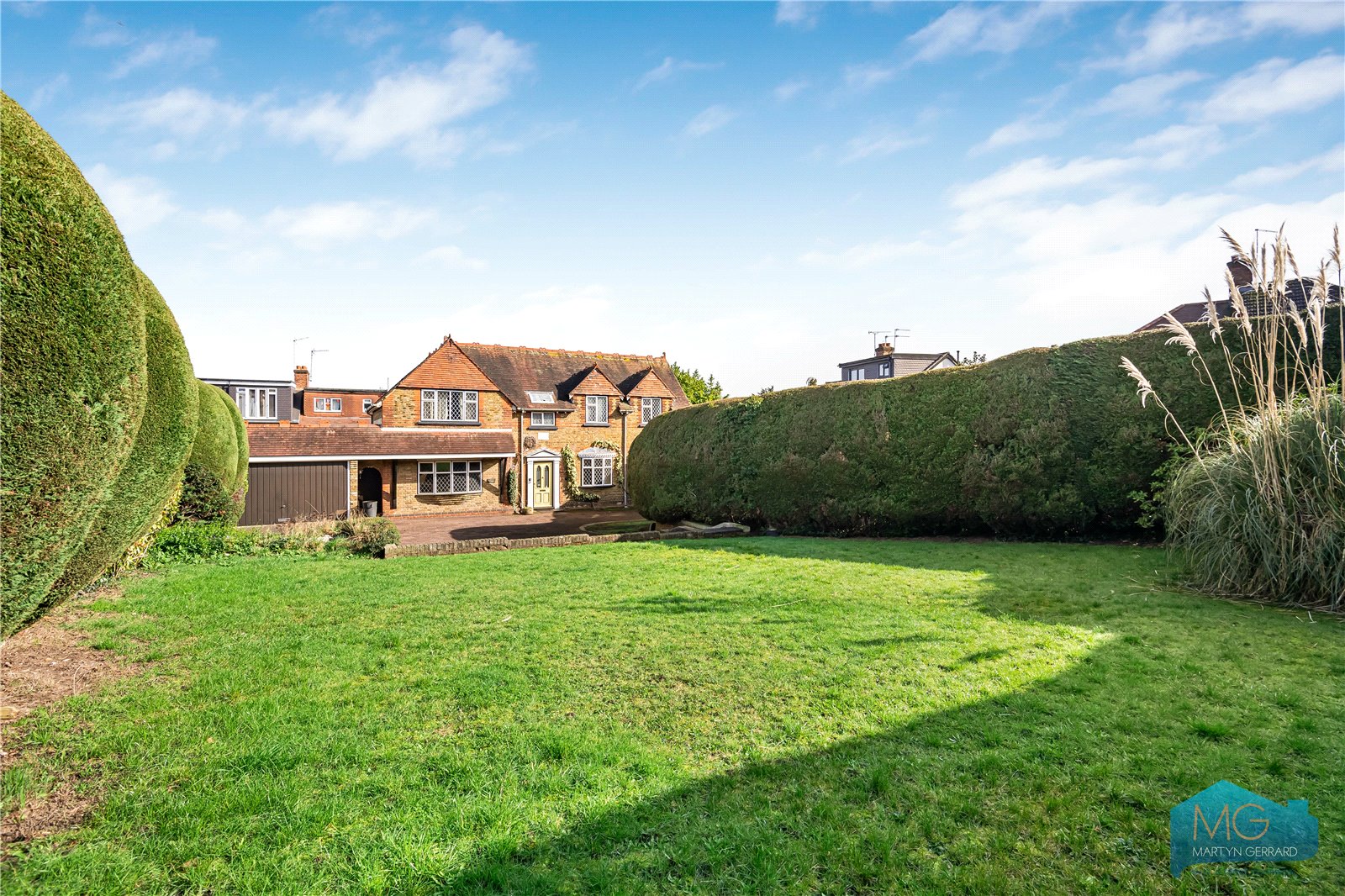 4 bedroom Detached House for sale - Martyn Gerrard