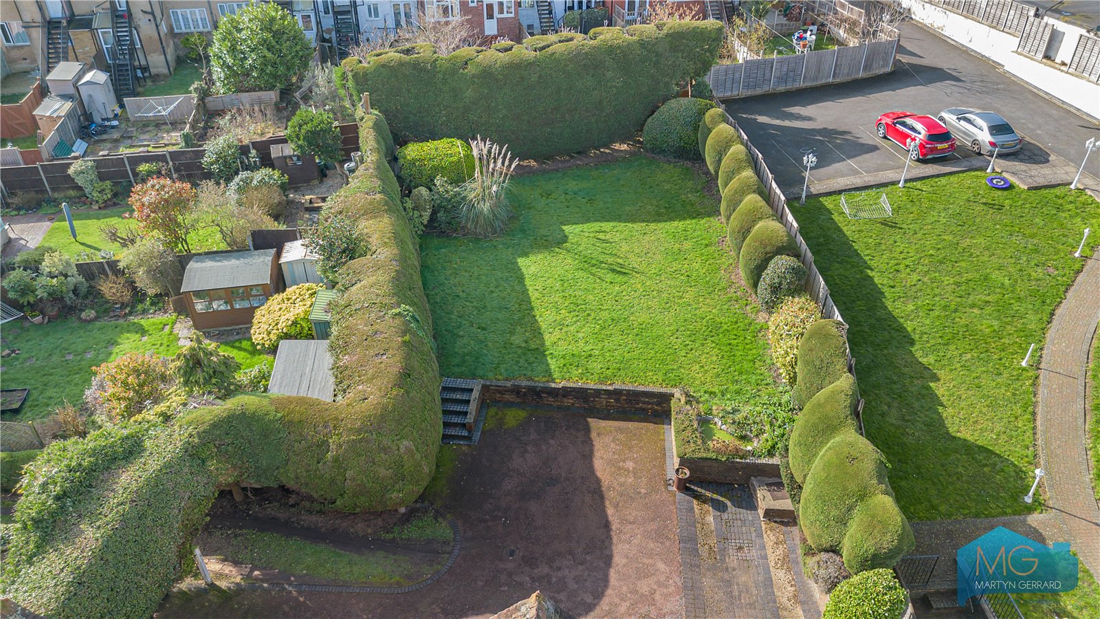 4 bedroom Detached House for sale - Martyn Gerrard