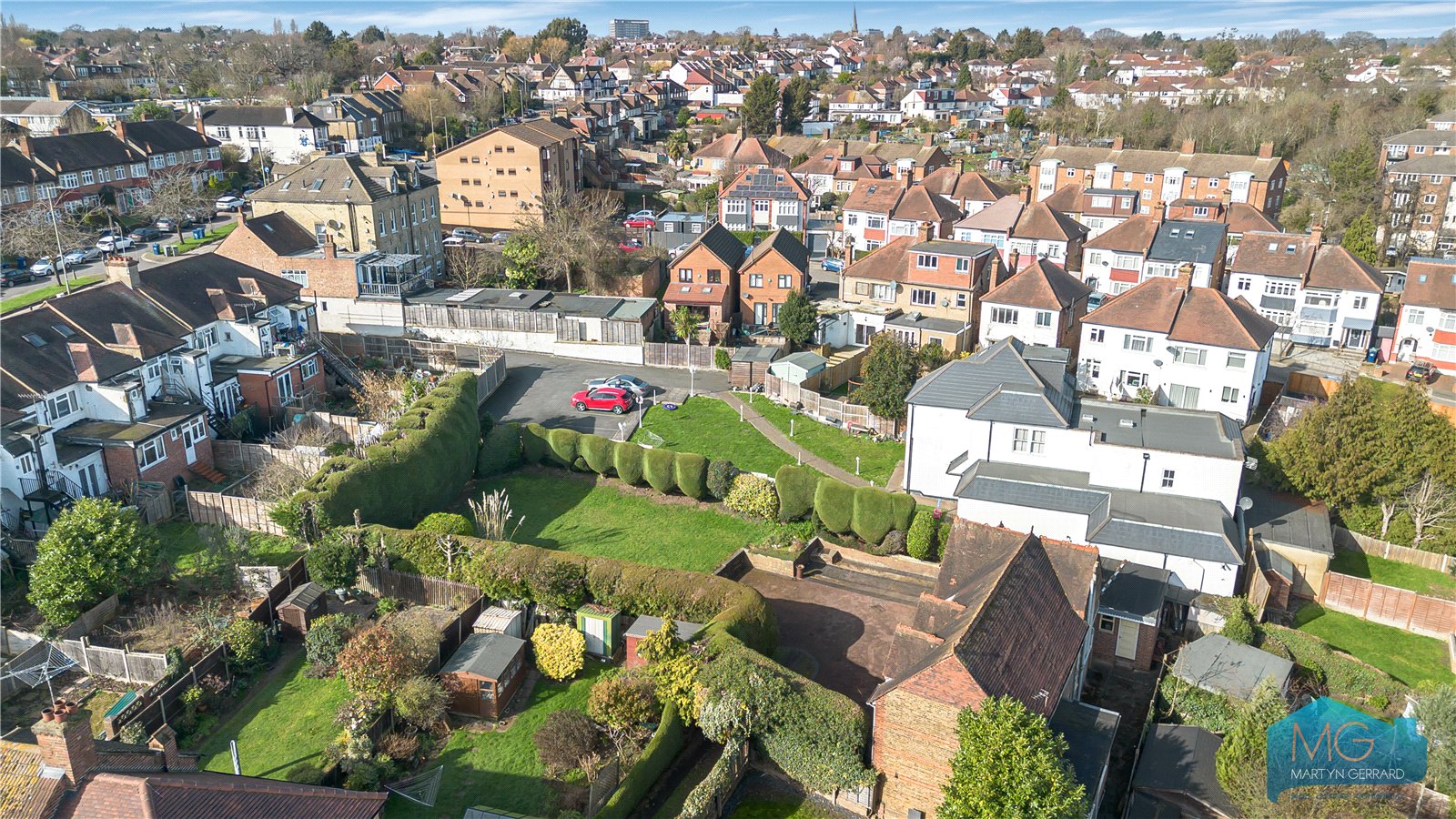 4 bedroom Detached House for sale - Martyn Gerrard