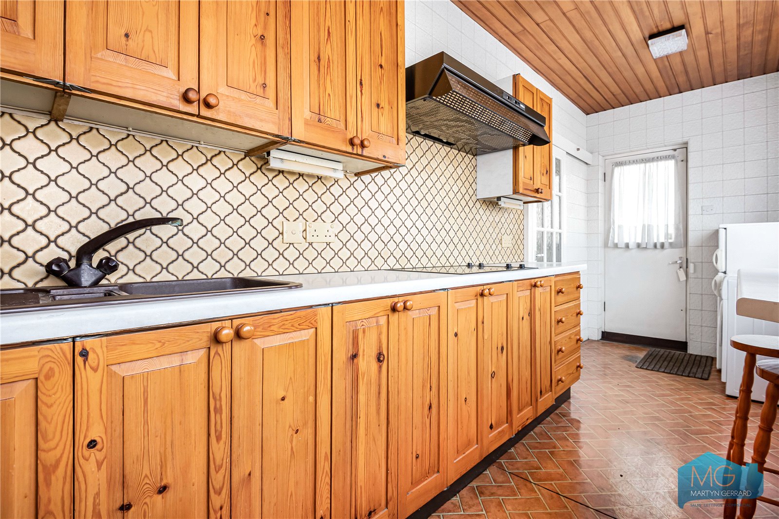 4 bedroom Detached House for sale - Martyn Gerrard