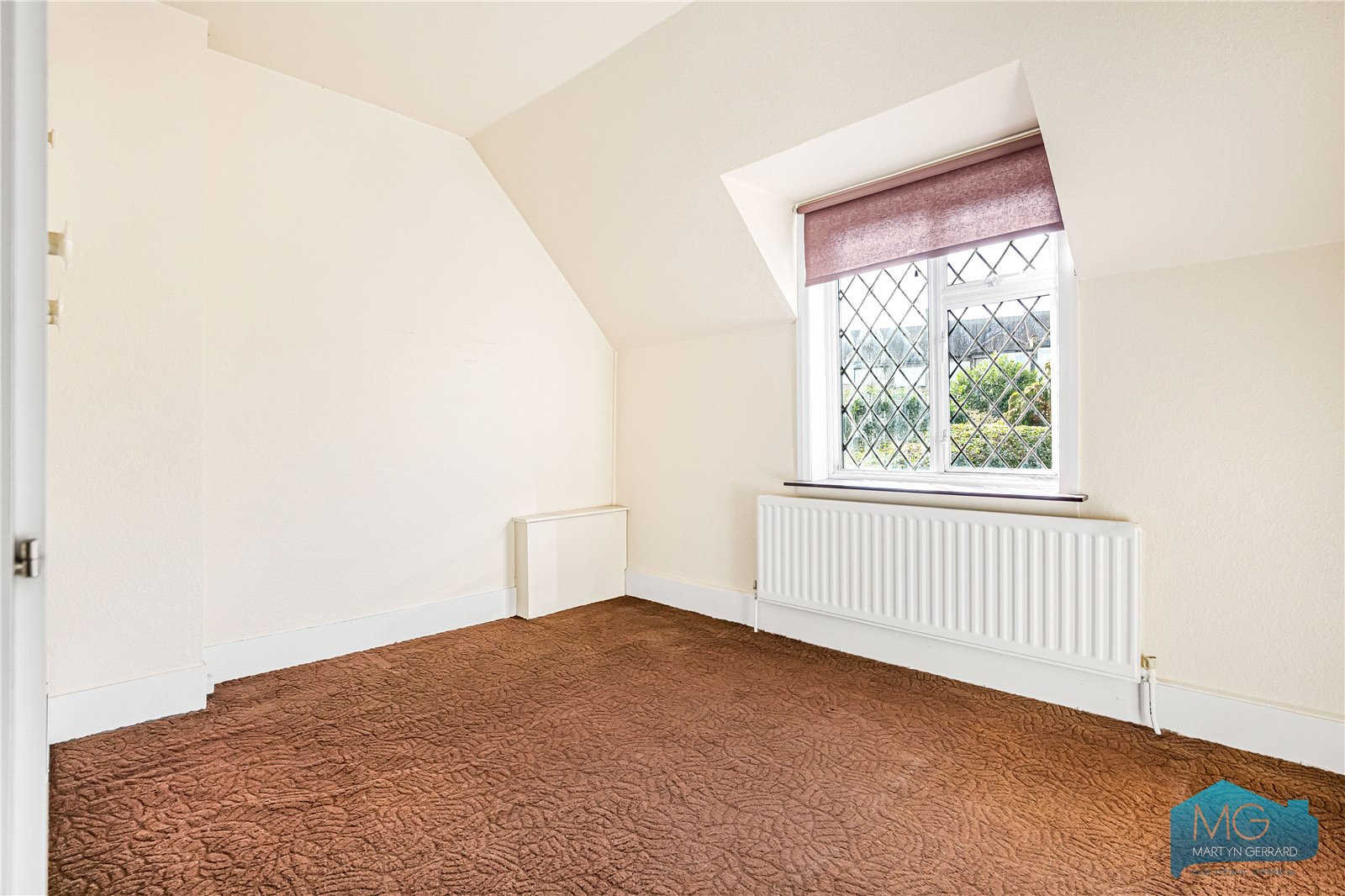 4 bedroom Detached House for sale - Martyn Gerrard