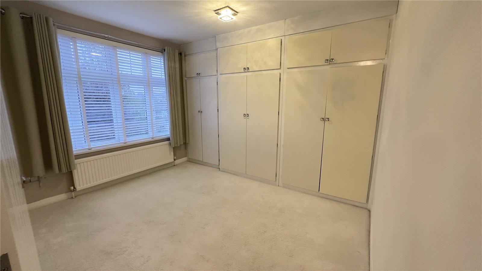 4 bedroom Semi-Detached House to rent - Martyn Gerrard