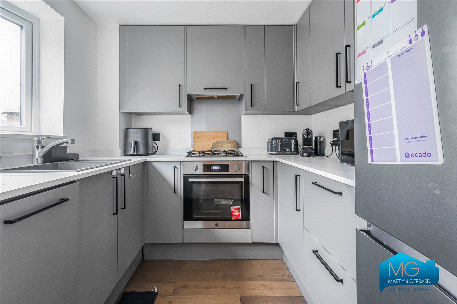 Marshalls Close, New Southgate, London, N11+  - Martyn Gerrard