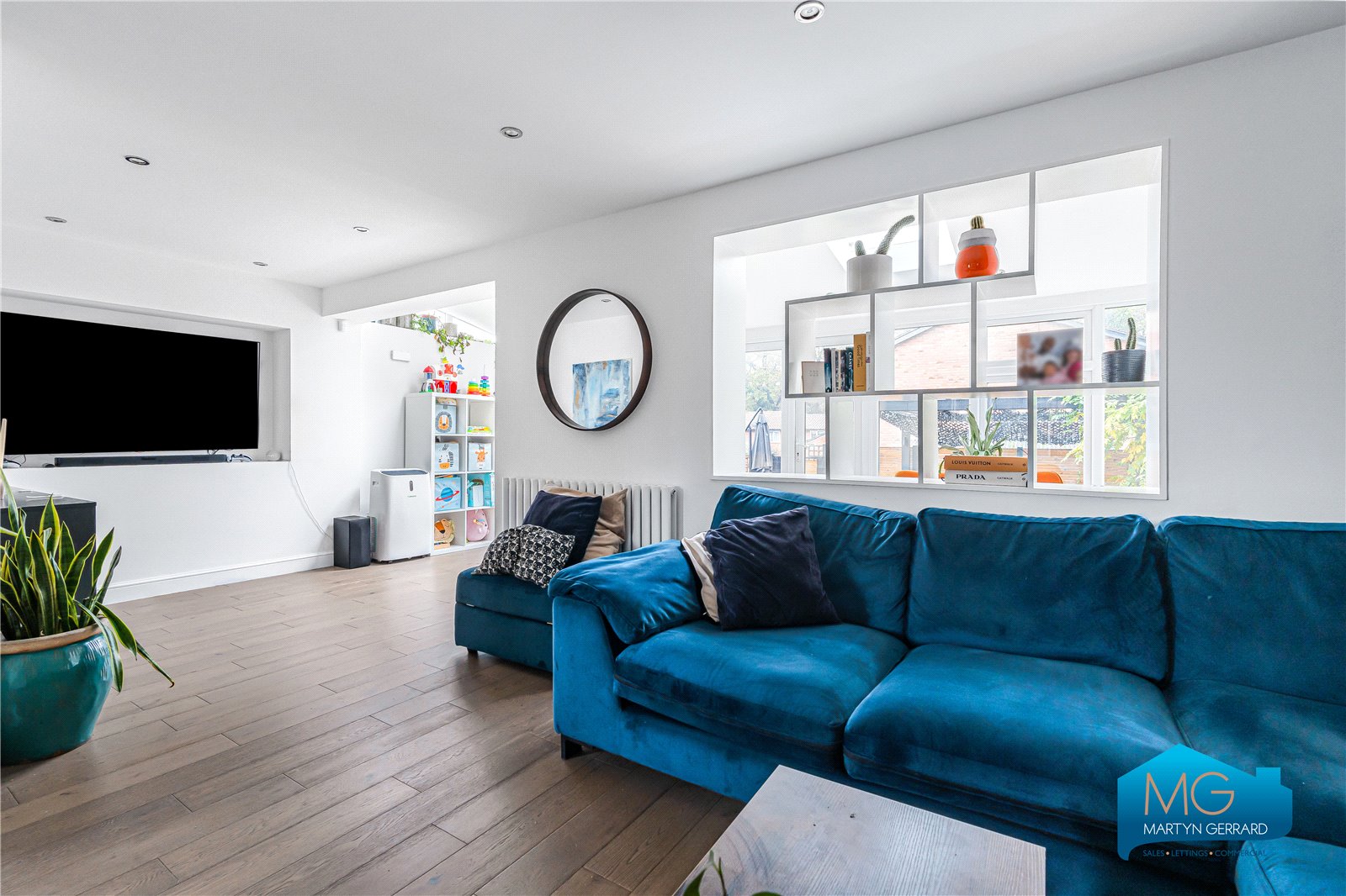 3 bedroom End of Terrace House to rent - Martyn Gerrard