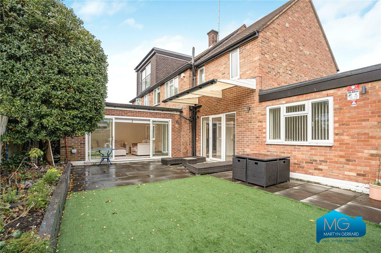 4 bedroom Semi-Detached House to rent - Martyn Gerrard