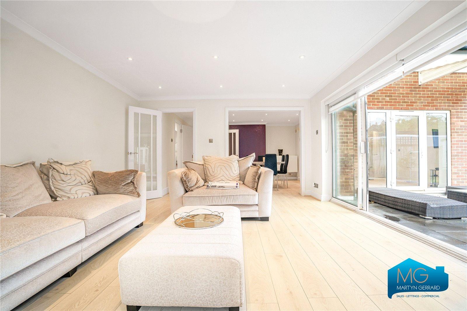 4 bedroom Semi-Detached House to rent - Martyn Gerrard