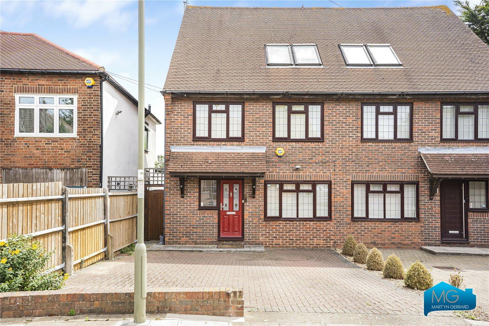 4 bedroom Semi-Detached House to rent - Martyn Gerrard