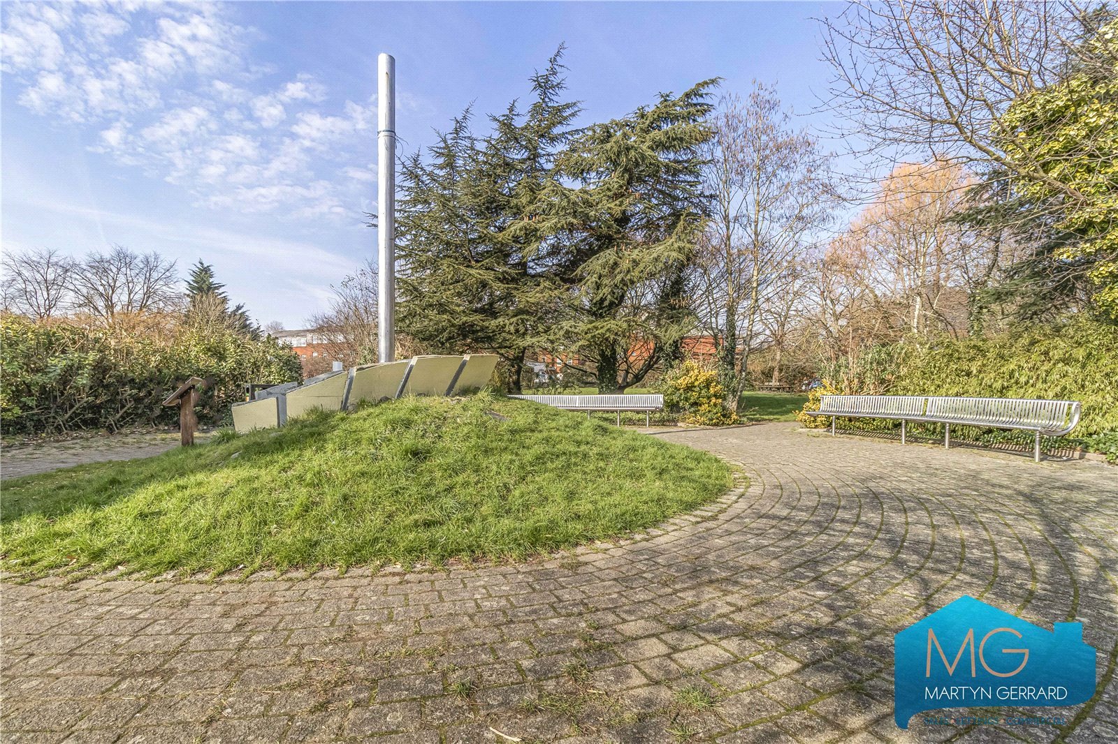 2 bedroom Ground Floor Flat to rent - Martyn Gerrard