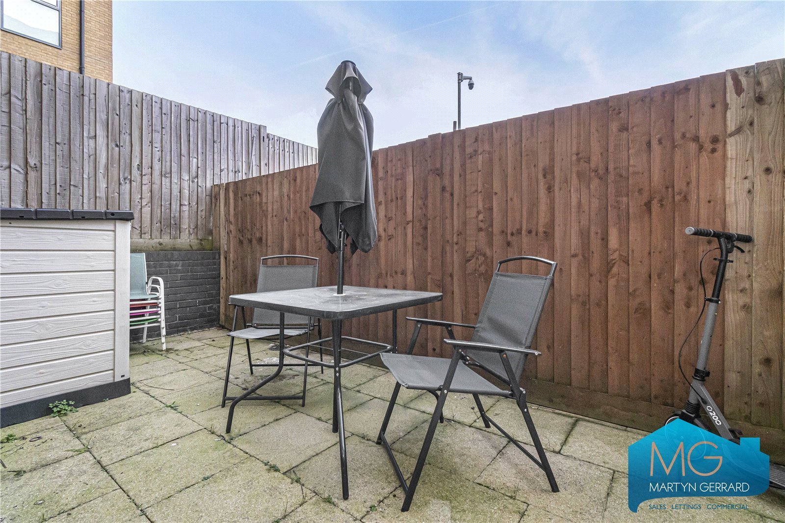 Weld Place, New Southgate, London, N11+  - Martyn Gerrard
