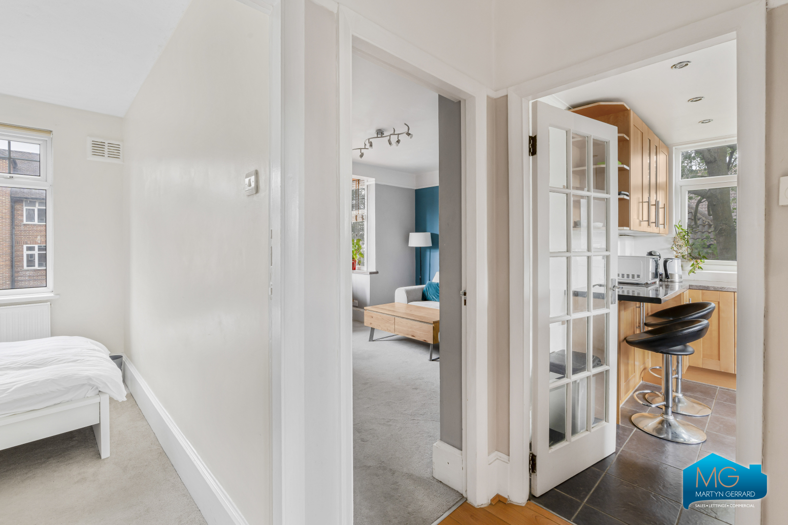 2 bedroom Apartment to rent - Martyn Gerrard