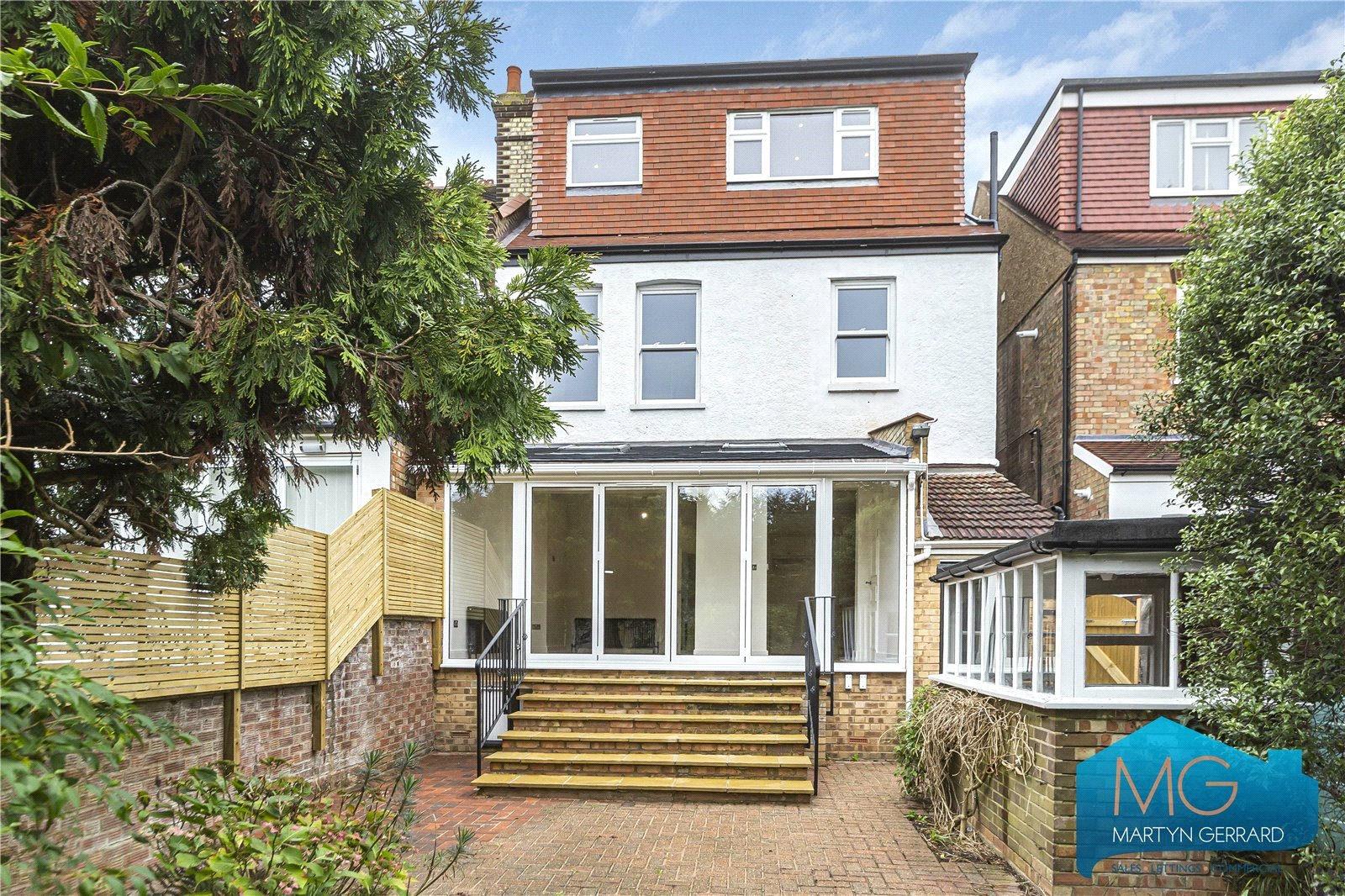 5 bedroom Semi-Detached House to rent - Martyn Gerrard