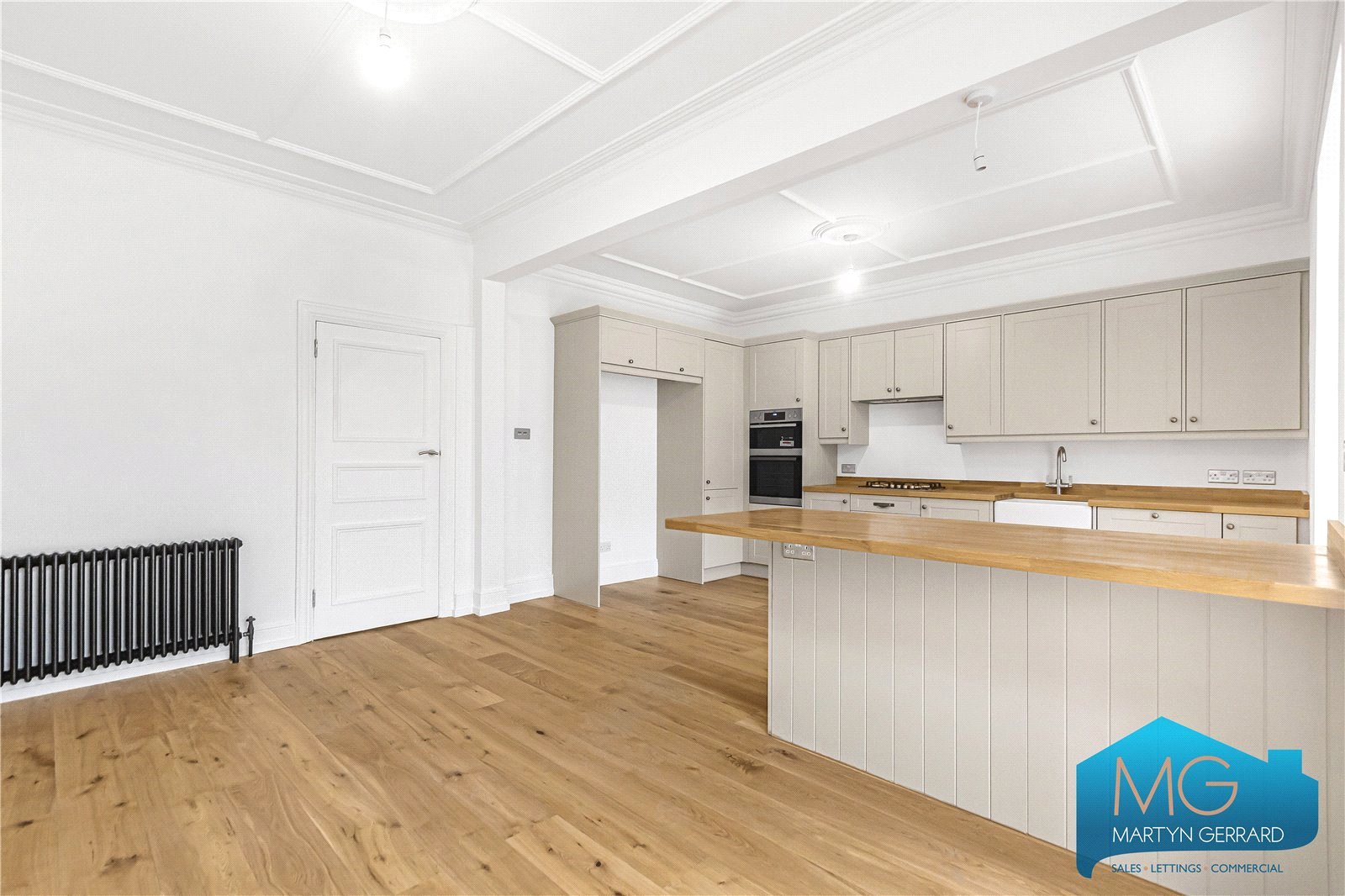 5 bedroom Semi-Detached House to rent - Martyn Gerrard