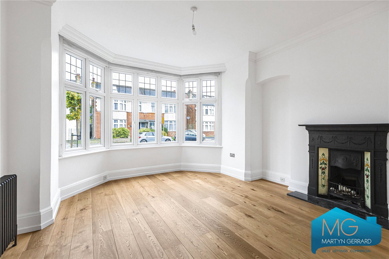 5 bedroom Semi-Detached House to rent - Martyn Gerrard