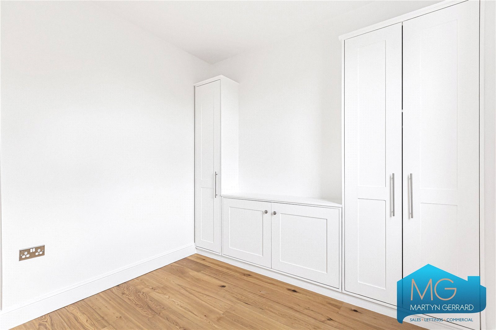5 bedroom Semi-Detached House to rent - Martyn Gerrard