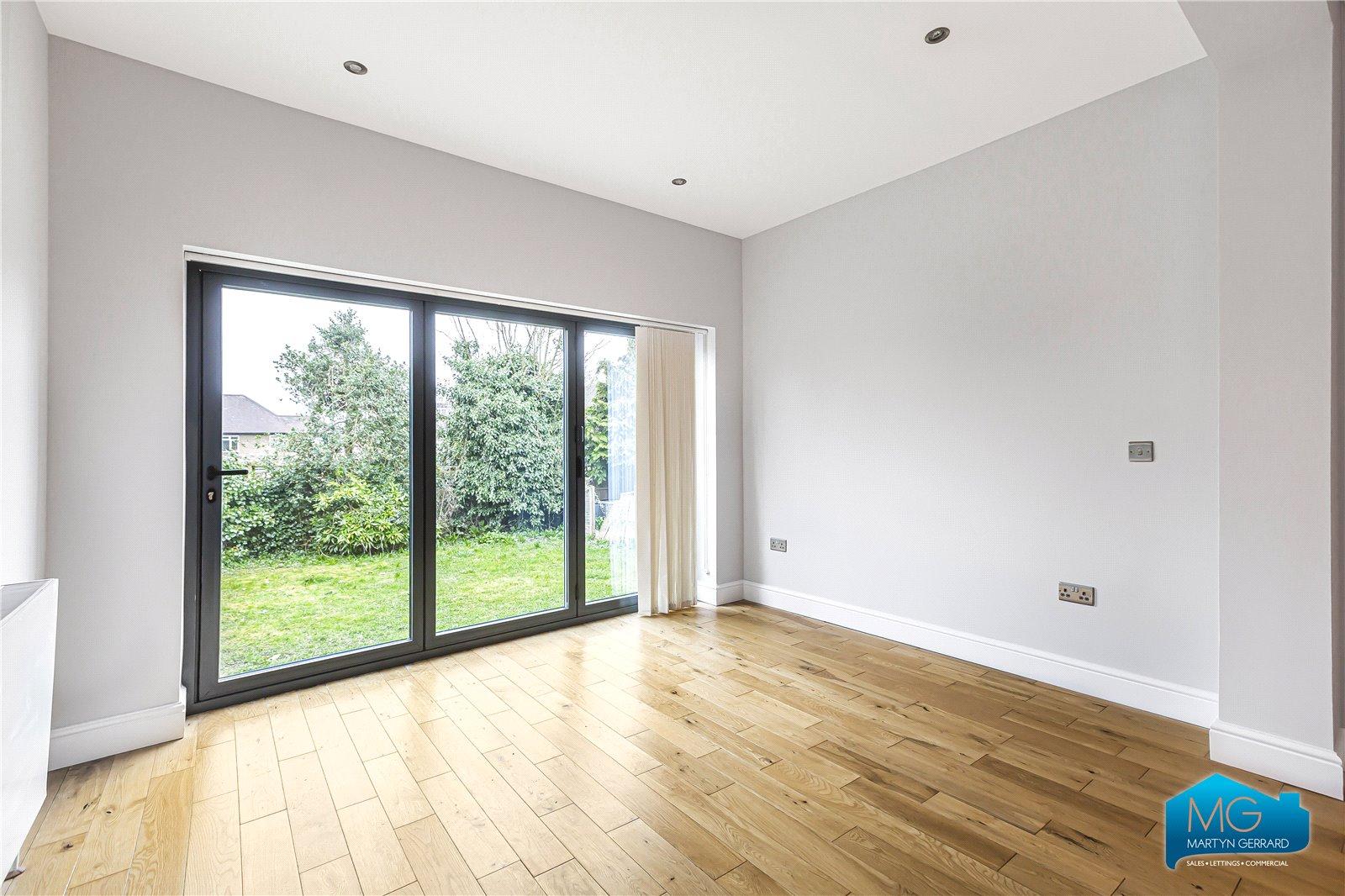 1 bedroom Ground Floor Flat to rent - Martyn Gerrard