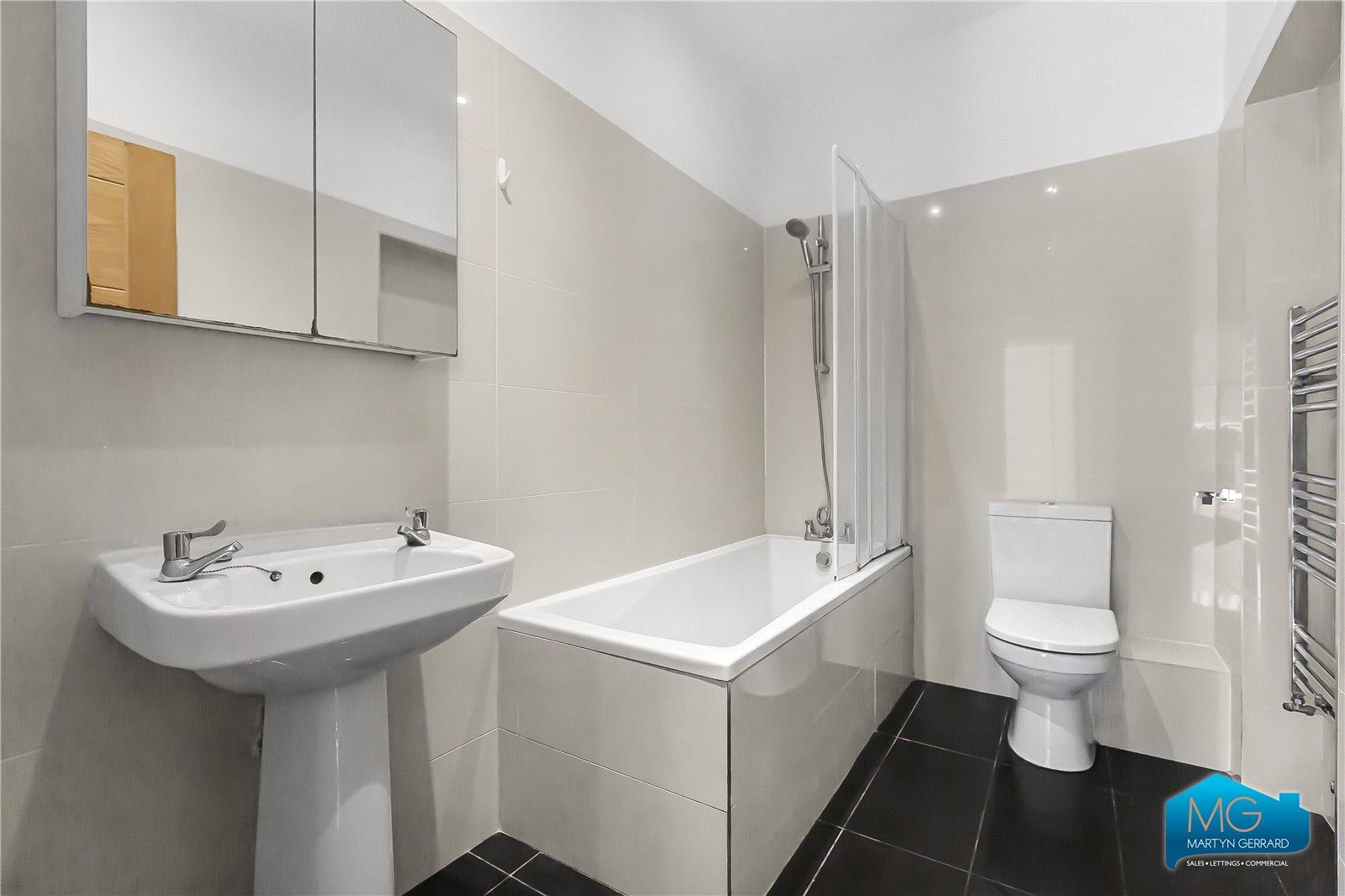 1 bedroom Ground Floor Flat to rent - Martyn Gerrard