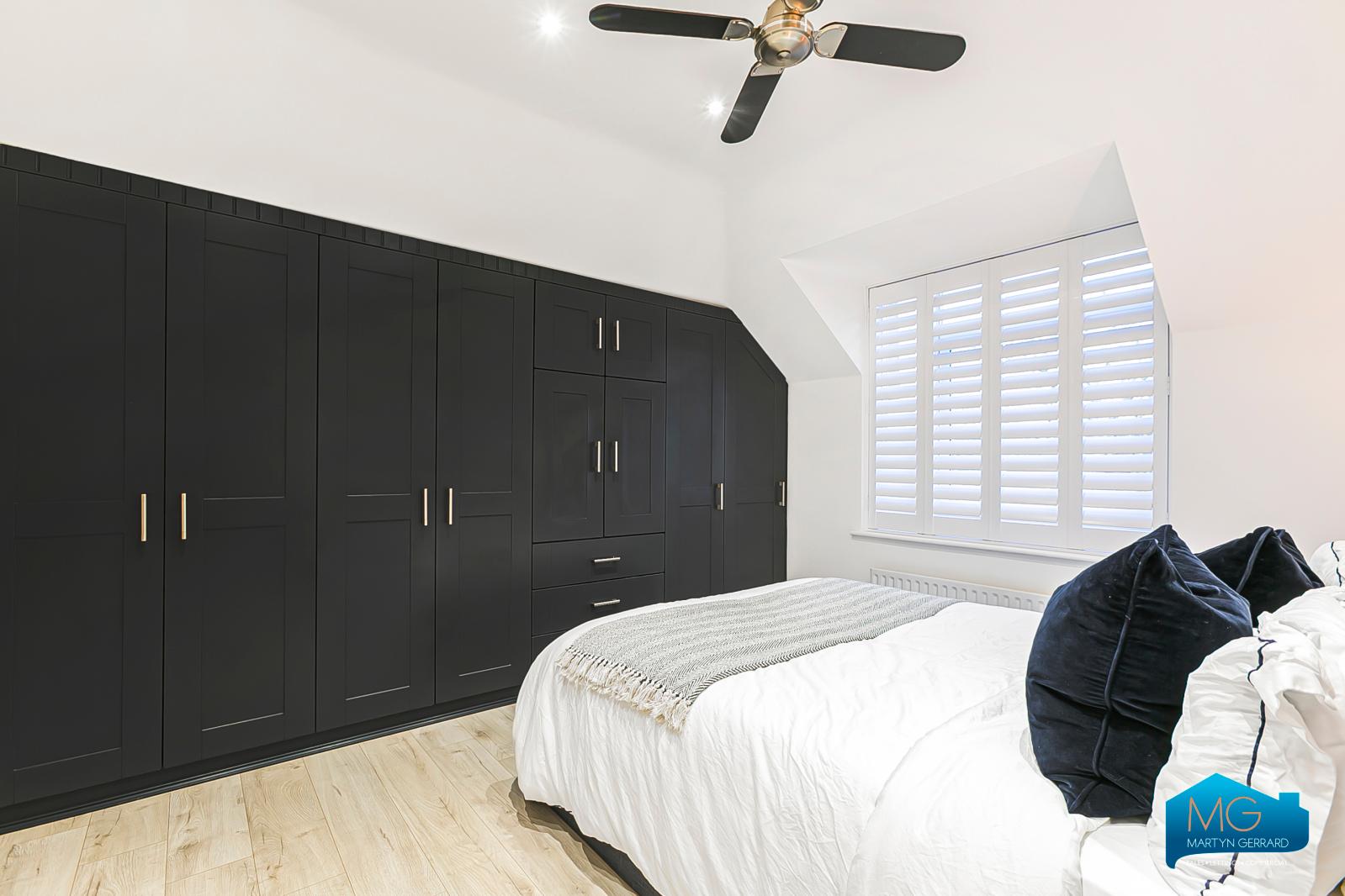 2 bedroom Apartment to rent - Martyn Gerrard